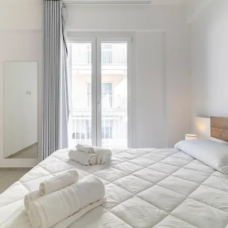 Amare Apartment